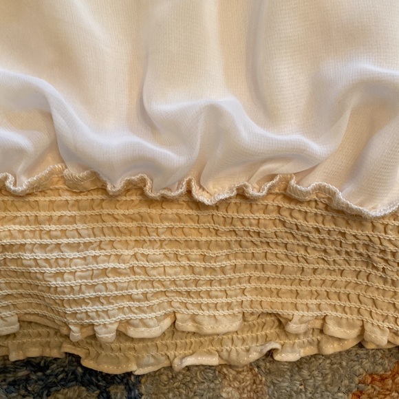 WHBM Silk Button Ruffle Tank Top - Picture 9 of 10